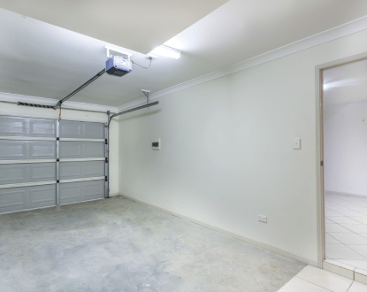 GARAGE DOOR REPAIR